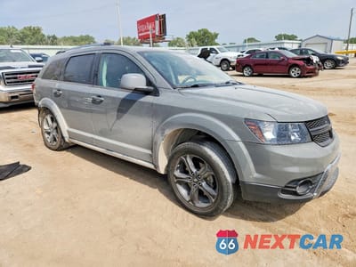 Czwarte zdjęcie samochodu z boku: 2019 DODGE JOURNEY CROSSROAD VIN:3C4PDDGG3KT794947 - miniatura
