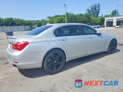Trzecie zdjęcie samochodu z tyłu: 2009 BMW 750 LI VIN:WBAKB83569CY57182 - miniatura