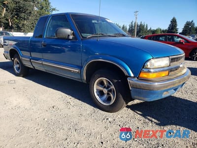 Czwarte zdjęcie samochodu z boku: 2000 CHEVROLET S TRUCK S10 VIN:1GCCS1955Y8241898 - miniatura