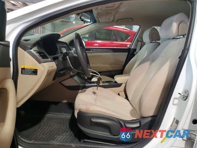 Zdjęcie 7 z 12 samochodu: 2016 HYUNDAI SONATA SE VIN:5NPE24AF6GH381411 - miniatura