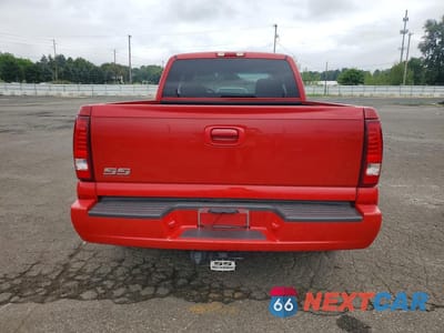 Zdjęcie 6 z 13 samochodu: 2004 CHEVROLET SILVERADO K1500 VIN:2GCEK19N041187500 - miniatura