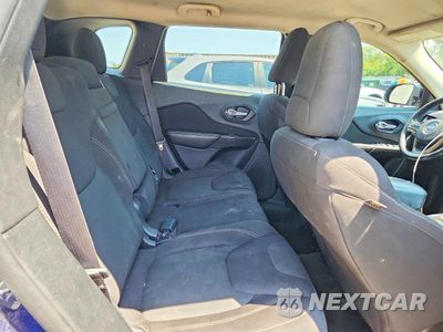 Zdjęcie 11 z 13 samochodu: 2016 JEEP CHEROKEE LATITUDE VIN:1C4PJMCSXGW283045 - miniatura