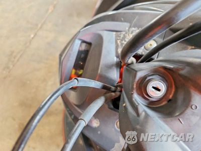 Zdjęcie 7 z 8 samochodu: 2024 YAMAHA YFM700 R VIN:5Y4AML6E8RA104540 - miniatura