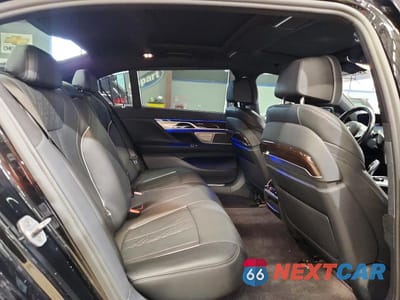 Zdjęcie 10 z 12 samochodu: 2021 BMW 750 XI VIN:WBA7U2C07MCF68499 - miniatura