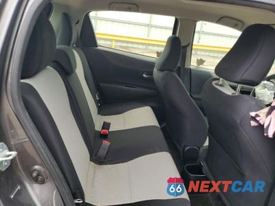 Zdjęcie 10 z 13 samochodu: 2014 TOYOTA YARIS 5-DOOR LE VIN:JTDKTUD37ED583095 - miniatura