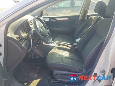 Zdjęcie 7 z 12 samochodu: 2019 NISSAN SENTRA S VIN:3N1AB7AP3KY219212 - miniatura