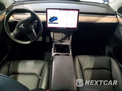 Zdjęcie 8 z 13 samochodu: 2024 TESLA MODEL Y VIN:7SAYGDEFXRA311470 - miniatura