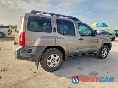 Trzecie zdjęcie samochodu z tyłu: 2005 NISSAN XTERRA OFF ROAD VIN:5N1AN08U75C652435 - miniatura