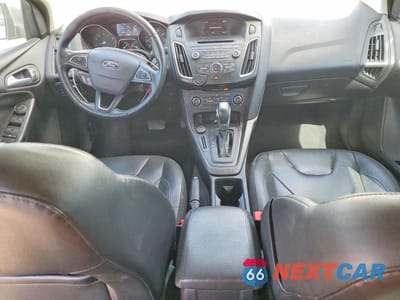 Zdjęcie 8 z 12 samochodu: 2016 FORD FOCUS SE VIN:1FADP3F27GL295197 - miniatura