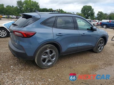 Trzecie zdjęcie samochodu z tyłu: 2025 FORD ESCAPE ST LINE SELECT VIN:1FMCU9NA2SUB43076 - miniatura