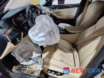 Zdjęcie 7 z 12 samochodu: 2019 BMW 540 XI VIN:WBAJE7C59KWW05296 - miniatura