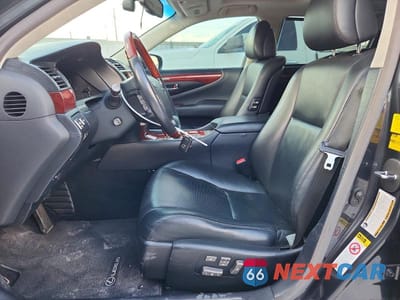 Zdjęcie 7 z 12 samochodu: 2010 LEXUS LS 460L VIN:JTHGL1EF3A5041556 - miniatura