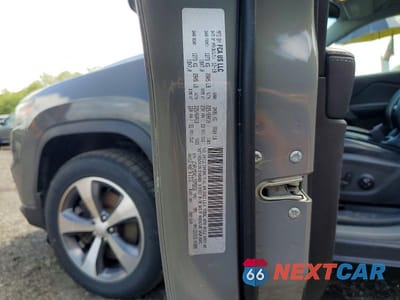 Zdjęcie 13 z 13 samochodu: 2020 JEEP CHEROKEE LIMITED VIN:1C4PJMDX1LD575232 - miniatura