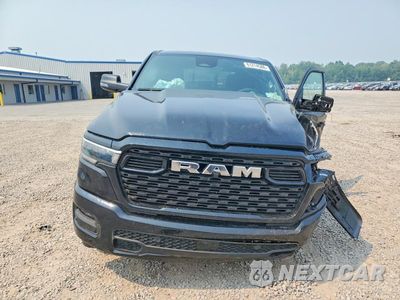 Piąte zdjęcie samochodu w środku: 2026 RAM 1500 BIG HORN/LONE STAR VIN:1C6SRFFT6TN303334 - miniatura