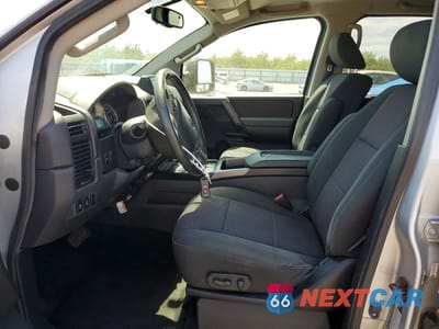 Zdjęcie 7 z 12 samochodu: 2013 NISSAN TITAN SV VIN:1N6AA0EC1DN306165 - miniatura