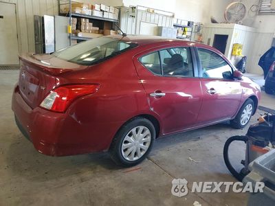 Trzecie zdjęcie samochodu z tyłu: 2018 NISSAN VERSA SV VIN:3N1CN7AP5JL879991 - miniatura