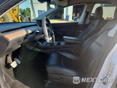 Zdjęcie 7 z 12 samochodu: 2022 TESLA MODEL Y VIN:7SAYGDEF9NF377716 - miniatura