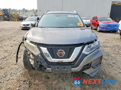 Piąte zdjęcie samochodu w środku: 2020 NISSAN ROGUE SV VIN:KNMAT2MV2LP538112 - miniatura