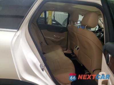 Zdjęcie 11 z 14 samochodu: 2020 MERCEDES-BENZ GLC 300 4MATIC VIN:WDC0G8EB6LF749109 - miniatura