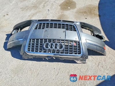 Zdjęcie 12 z 13 samochodu: 2007 AUDI S8 QUATTRO VIN:WAUPN44E37N016877 - miniatura