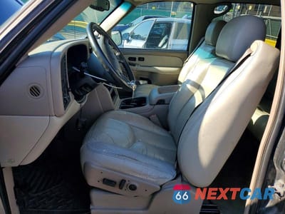 Zdjęcie 7 z 13 samochodu: 2003 GMC YUKON XL K1500 VIN:3GKFK16Z73G273828 - miniatura