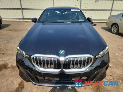 Piąte zdjęcie samochodu w środku: 2025 BMW 530 XI VIN:WBA53FJ01SCT27195 - miniatura