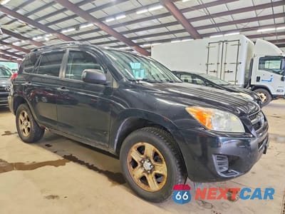 Czwarte zdjęcie samochodu z boku: 2010 TOYOTA RAV4 BASE VIN:2T3JF4DV7AW076067 - miniatura