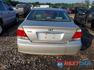 Zdjęcie 6 z 12 samochodu: 2005 TOYOTA CAMRY LE VIN:4T1BE32K25U538754 - miniatura