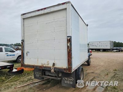Trzecie zdjęcie samochodu z tyłu: 2014 FORD F550 SUPER DUTY BOX TRUCK VIN:1FDUF5GT3EEA37630 - miniatura