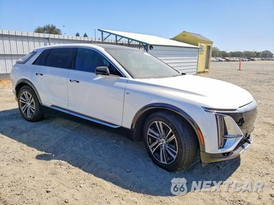 Czwarte zdjęcie samochodu z boku: 2024 CADILLAC LYRIQ LUXURY VIN:1GYKPPRK4RZ117469 - miniatura