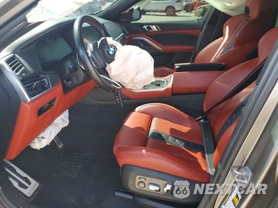Zdjęcie 7 z 13 samochodu: 2022 BMW X6 M VIN:5YMCY0C05N9N43128 - miniatura