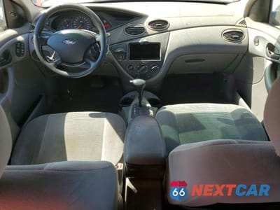 Zdjęcie 8 z 12 samochodu: 2002 FORD FOCUS SE VIN:1FAFP36372W150699 - miniatura