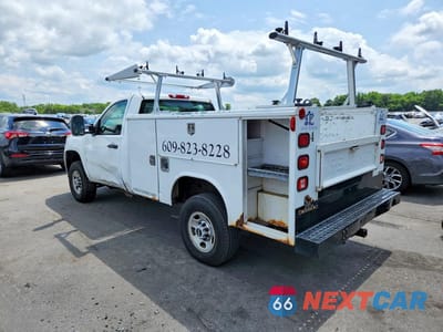 Drugie zdjęcie samochodu z przodu: 2009 GMC SIERRA C2500 HEAVY DUTY VIN:1GDHC44K09E105503 - miniatura