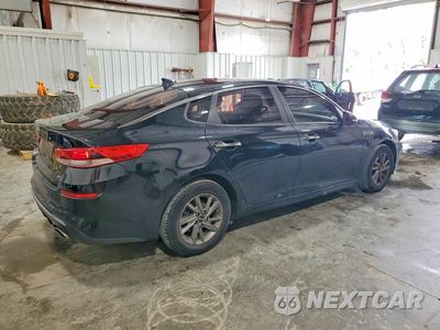 Trzecie zdjęcie samochodu z tyłu: 2020 KIA OPTIMA LX VIN:5XXGT4L32LG383476 - miniatura