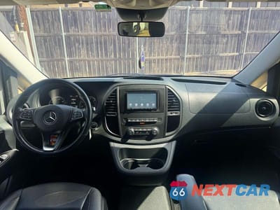 Zdjęcie 9 z 10 samochodu: 2019 MERCEDES-BENZ METRIS VIN:WD4PG2EE9K3582732 - miniatura