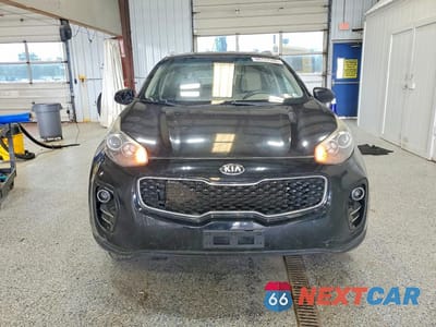Piąte zdjęcie samochodu w środku: 2018 KIA SPORTAGE LX VIN:KNDPMCAC2J7487191 - miniatura
