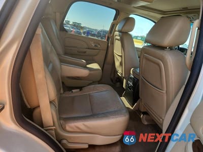 Zdjęcie 11 z 14 samochodu: 2009 CADILLAC ESCALADE VIN:1GYFK23249R294048 - miniatura