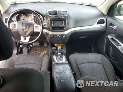 Zdjęcie 8 z 13 samochodu: 2019 DODGE JOURNEY SE VIN:3C4PDCBB0KT859954 - miniatura