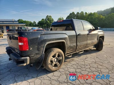 Trzecie zdjęcie samochodu z tyłu: 2017 GMC SIERRA K1500 SLE VIN:1GTV2MEC1HZ261607 - miniatura