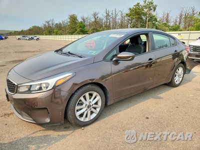 2017 KIA FORTE LX 3KPFL4A73HE017334 - główne zdjęcie licytacji z USA - miniatura