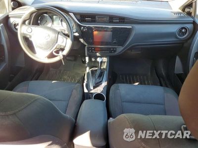 Zdjęcie 8 z 12 samochodu: 2019 TOYOTA COROLLA LE VIN:2T1BURHE6KC155145 - miniatura