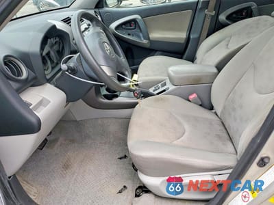 Zdjęcie 7 z 13 samochodu: 2009 TOYOTA RAV4 BASE VIN:JTMZF33V19D004062 - miniatura