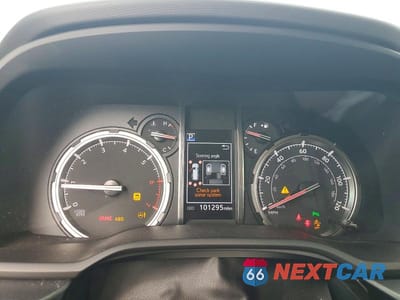 Zdjęcie 9 z 12 samochodu: 2021 TOYOTA 4RUNNER LIMITED VIN:JTEKU5JR0M5894920 - miniatura