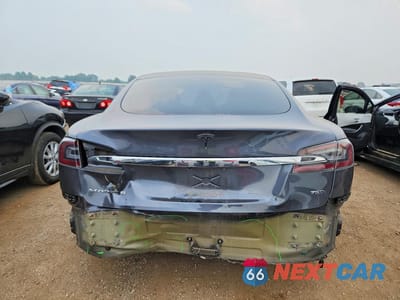 Zdjęcie 6 z 13 samochodu: 2018 TESLA MODEL S VIN:5YJSA1E27JF298815 - miniatura