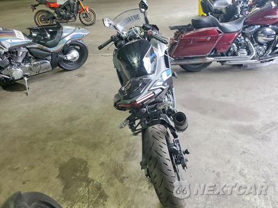 Czwarte zdjęcie samochodu z boku: 2025 KAWASAKI EX500 A VIN:ML5EXGJ14SDA41371 - miniatura