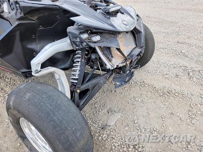 Zdjęcie 9 z 11 samochodu: 2024 CAN-AM MAVERICK R X RS VIN:3JB8XAT45RE004202 - miniatura
