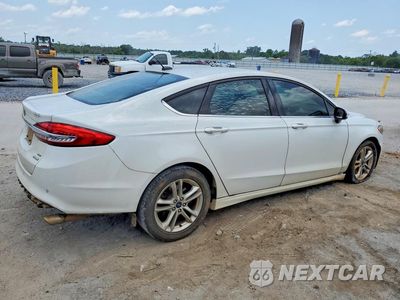 Trzecie zdjęcie samochodu z tyłu: 2018 FORD FUSION SE VIN:3FA6P0HD4JR251284 - miniatura