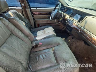Zdjęcie 7 z 12 samochodu: 2009 MERCURY GRAND MARQUIS LS VIN:2MEHM75V39X600996 - miniatura
