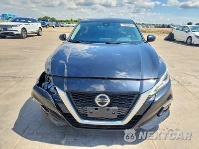 Piąte zdjęcie samochodu w środku: 2019 NISSAN ALTIMA SV VIN:1N4BL4DW4KC215524 - miniatura