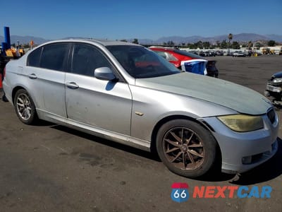 Czwarte zdjęcie samochodu z boku: 2010 BMW 328 I SULEV VIN:WBAPH5C50AA439350 - miniatura